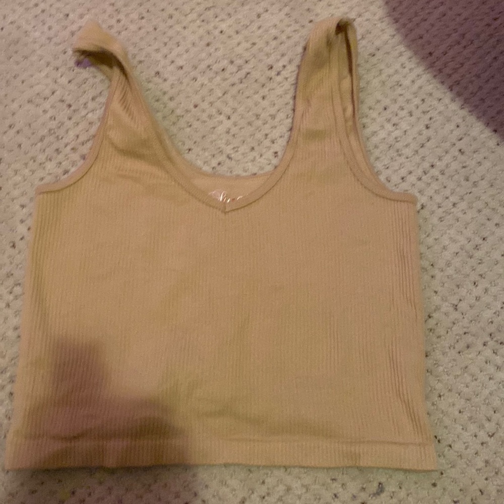 Tan crop top M/L